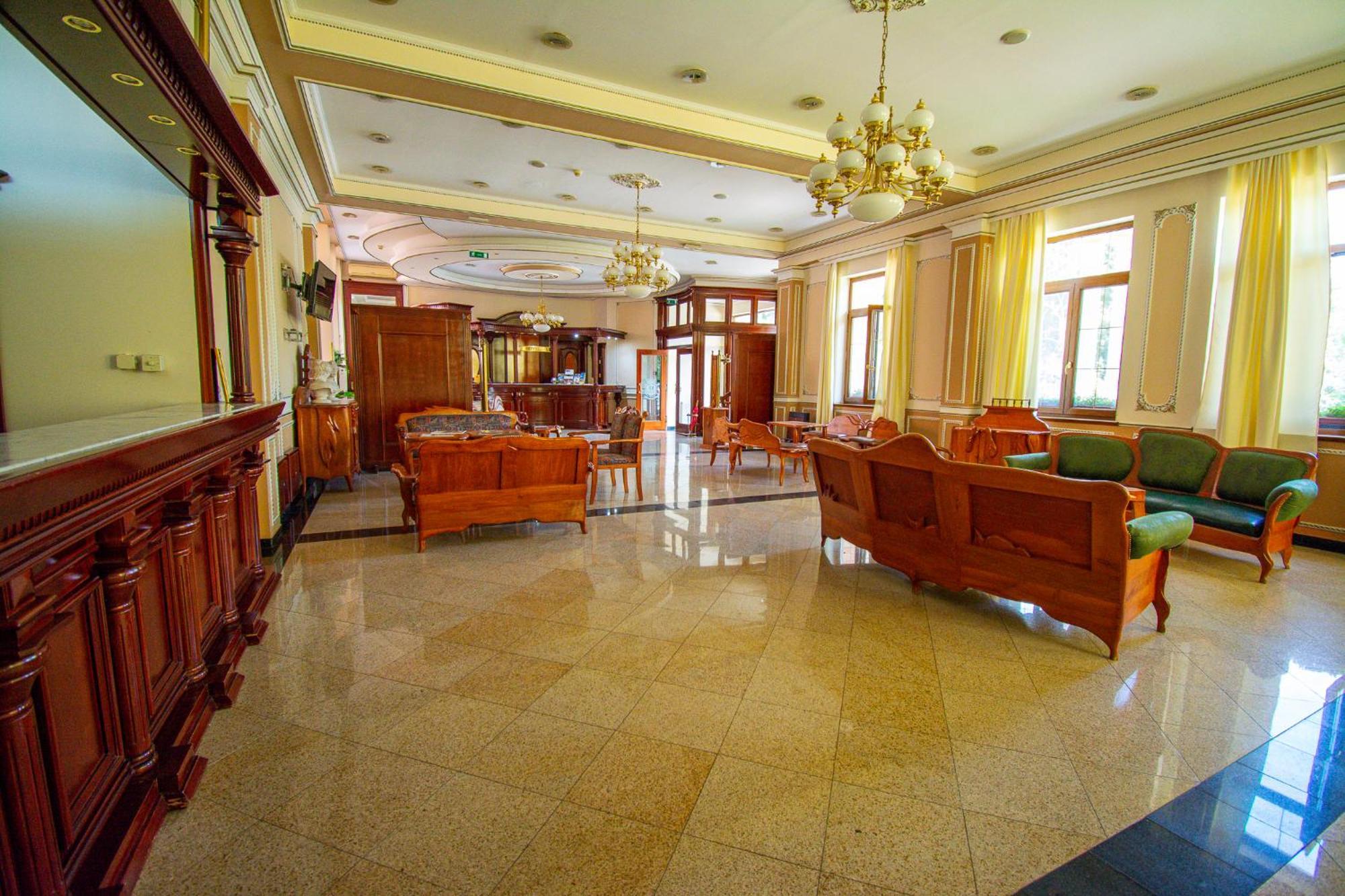 Hotel Villa Majur Subotica Exterior photo